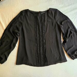 White House Black Market Long Sleeve Lace Sleeve Blouse